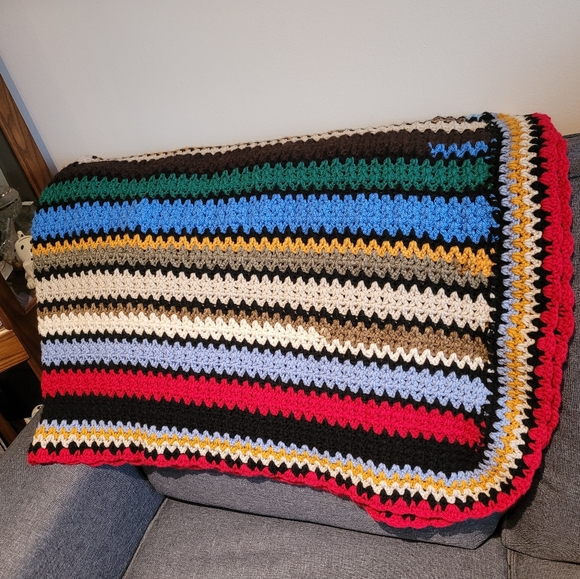 Hand made 6 foot long blanket / throw one of a kind. Perfect for hard to bye 4. - Picture 1 of 3